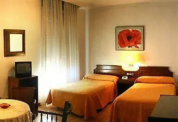 Residencia Gran Via Hotel